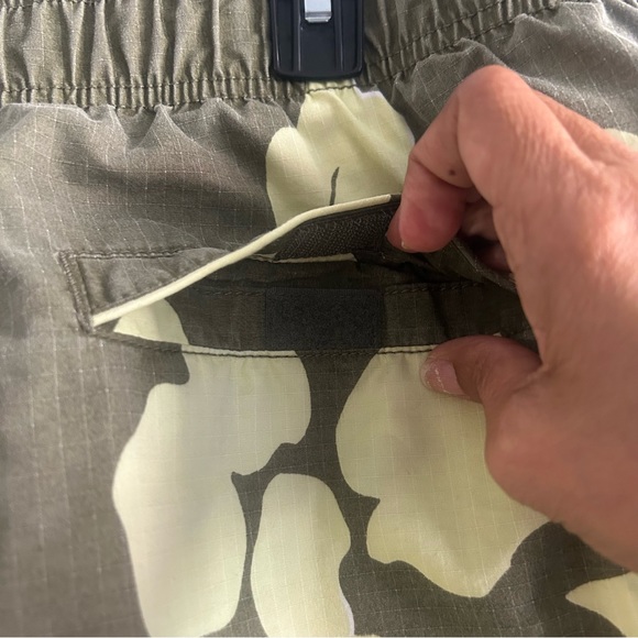 BREAKWATER Board Shorts Olive Yellow Sz XL - Picture 5 of 15